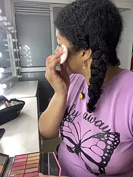 Dakota Mars online show from 04-22-26, 03:53