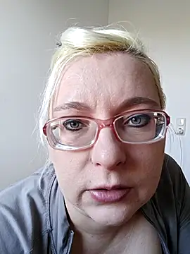 VikaKing online show from 01-16-26, 10:08