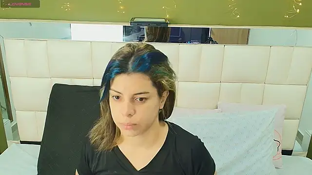 gisell gomez online show from 09-15-25, 12:16