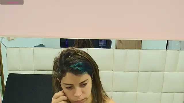 gisell gomez online show from 11-11-25, 12:05