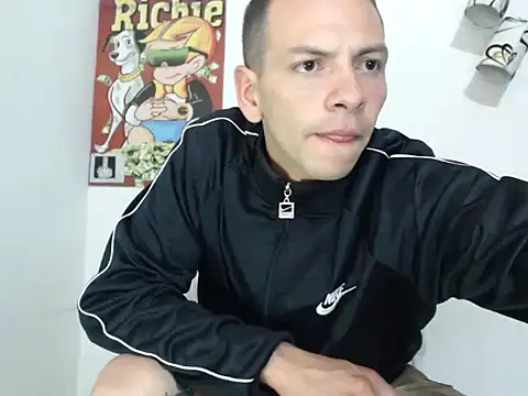 Thomasjons  online show from 09-28-25, 03:23