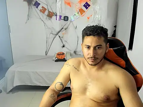 ashlan king online show from 10-30-25, 02:35