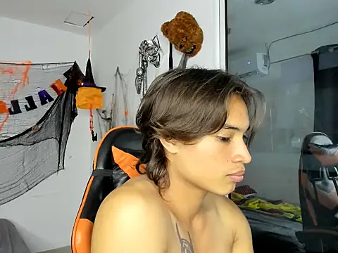 kenshi roa online show from 10-30-25, 05:57