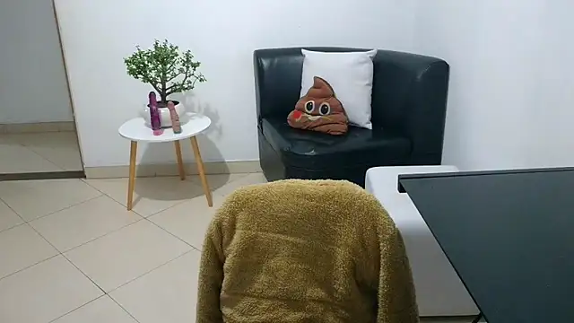 Zendaya11 online show from 09-18-25, 10:56