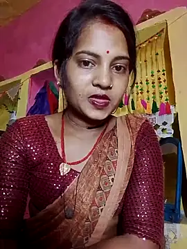 Snapshot of Hot_bbbb chatting on 04-27-26, 05:11 Hot bbbb online show from 04-27-26, 05:11