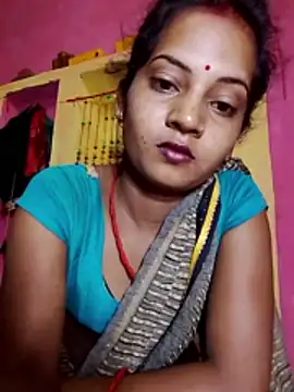 Snapshot of Hot_bbbb chatting on 05-04-26, 10:06 Hot bbbb online show from 05-04-26, 10:06