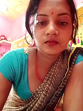 Snapshot of Hot_bbbb chatting on 05-12-26, 03:58 Hot bbbb online show from 05-12-26, 03:58