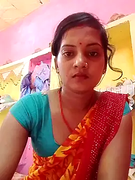 Snapshot of Hot_bbbb chatting on 05-18-26, 05:13 Hot bbbb online show from 05-18-26, 05:13