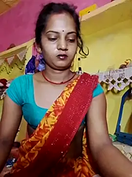 Snapshot of Hot_bbbb chatting on 05-18-26, 10:26 Hot bbbb online show from 05-18-26, 10:26