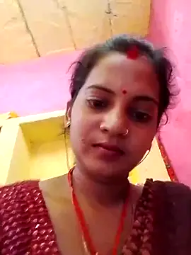 Snapshot of Hot_bbbb chatting on 06-06-26, 05:56 Hot bbbb online show from 06-06-26, 05:56