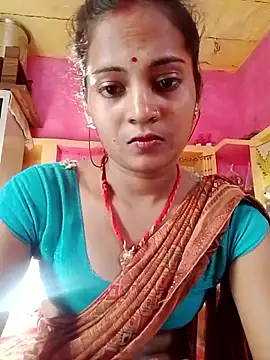 Snapshot of Hot_bbbb chatting on 06-07-26, 12:31 Hot bbbb online show from 06-07-26, 12:31