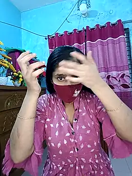 Cute Faria online show from 10-31-25, 02:07