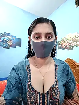 Cute Faria online show from 04-30-26, 04:08