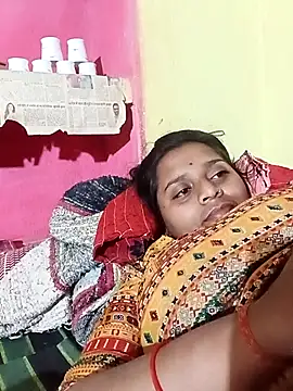 Hot crety online show from 04-09-26, 05:18