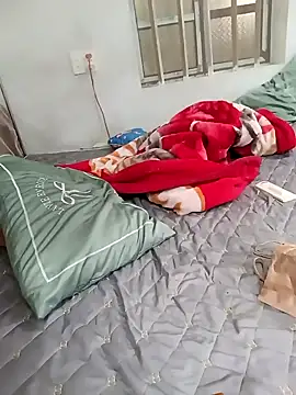 MinhChauXXX19 online show from 10-19-25, 08:15