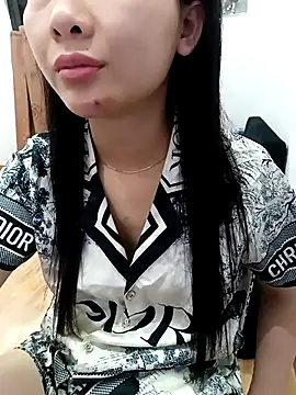 MinhChauXXX19 online show from 04-23-26, 03:03