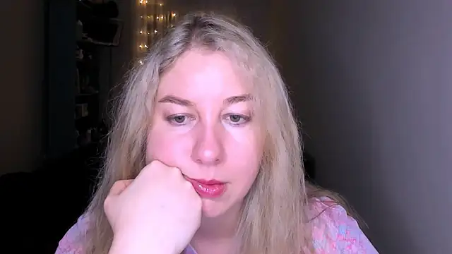 Snapshot of NancySanders chatting on 04-23-26, 03:58 NancySanders online show from 04-23-26, 03:58