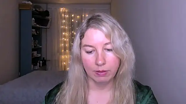 Snapshot of NancySanders chatting on 05-16-26, 08:18 NancySanders online show from 05-16-26, 08:18