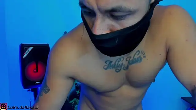 zeus 7777 online show from 11-30-25, 12:09