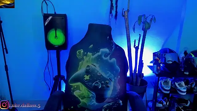 zeus 7777 online show from 02-18-26, 10:17