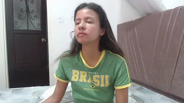 nathaly jones  online show from 04-01-26, 01:41