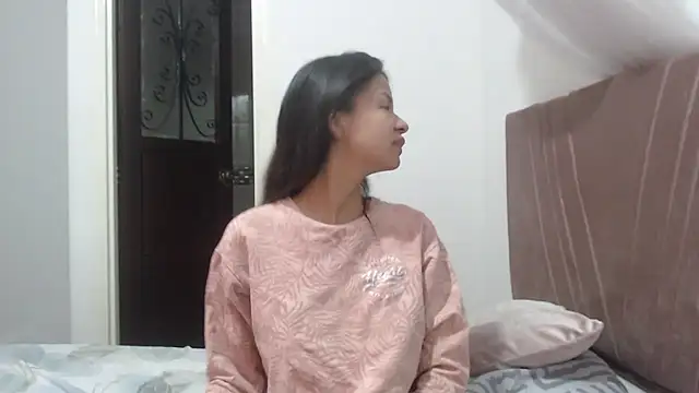 nathaly jones  online show from 04-20-26, 12:30