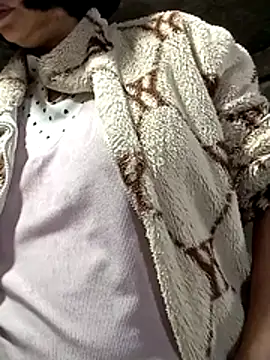 maple694 online show from 11-19-25, 02:55