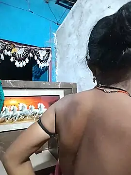 Snapshot of Maya_bhoji chatting on 06-23-26, 02:59 Maya bhoji online show from 06-23-26, 02:59