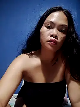 Snapshot of missluvv chatting on 09-24-25, 06:22 missluvv online show from 09-24-25, 06:22