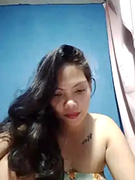 Snapshot of missluvv chatting on 03-13-26, 01:18 missluvv online show from 03-13-26, 01:18