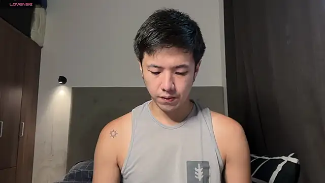 Addictiveboi online show from 06-18-26, 03:07