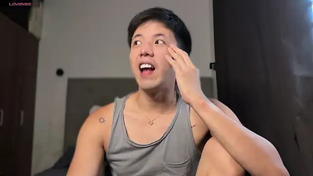 Addictiveboi online show from 07-14-26, 04:39