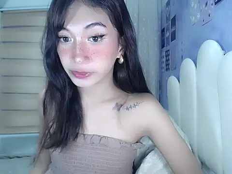 Snapshot of Asianbarbie05 chatting on 05-31-26, 01:40 Asianbarbie05 online show from 05-31-26, 01:40