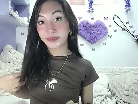 Snapshot of Asianbarbie05 chatting on 06-08-26, 07:25 Asianbarbie05 online show from 06-08-26, 07:25