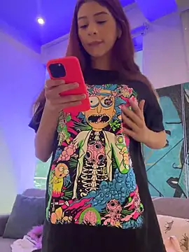 Snapshot of Melody-baby chatting on 09-27-25, 10:26 Melody-baby online show from 09-27-25, 10:26