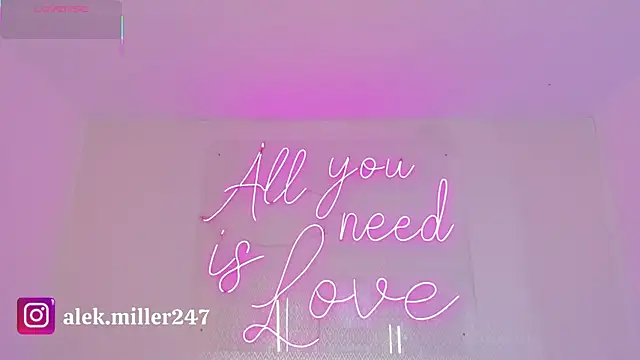 Snapshot of aleksandramiller_ chatting on 09-24-25, 12:30 aleksandramiller online show from 09-24-25, 12:30