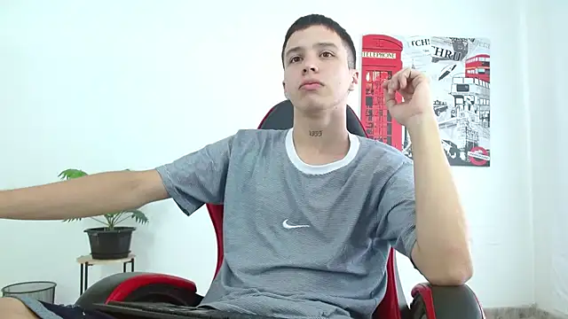 Cumandres18 online show from 11-15-25, 01:51