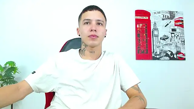 Cumandres18 online show from 05-21-26, 02:57