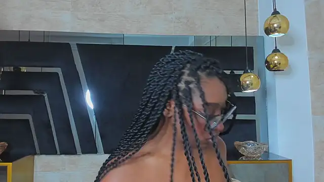 Snapshot of YallianaBrooks chatting on 07-16-26, 12:00 YallianaBrooks online show from 07-16-26, 12:00