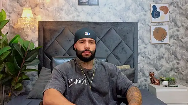 Apolo rousse1 online show from 11-05-25, 09:48