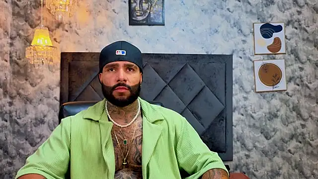 Apolo rousse1 online show from 11-22-25, 09:36