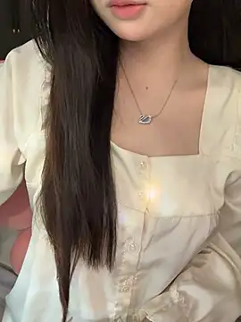 Nana kute20 online show from 04-15-26, 05:09