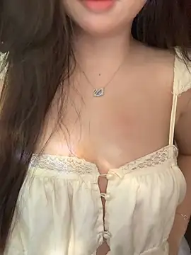 Snapshot of Nana_kute20 chatting on 07-24-26, 04:49 Nana kute20 online show from 07-24-26, 04:49