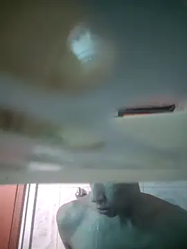 Snapshot of Rolito69 chatting on 10-04-25, 05:11 Rolito69 online show from 10-04-25, 05:11