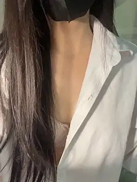 Snapshot of Dior_baby chatting on 10-09-25, 01:58 Dior baby online show from 10-09-25, 01:58