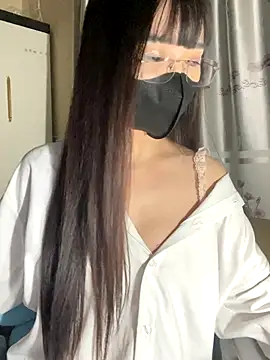 Dior baby online show from 12-13-25, 10:04