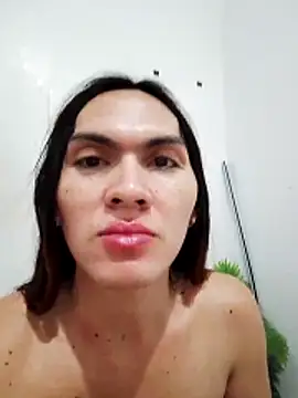 Pinkyweb 03 online show from 05-19-26, 01:33