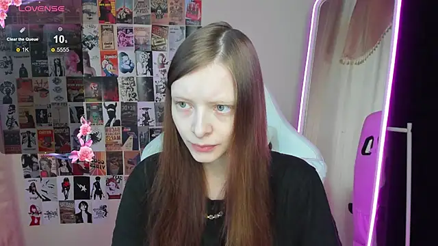 AliceHaris online show from 11-21-25, 03:16