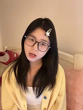 Ella-A9 online show from 12-01-25, 03:28