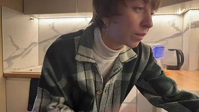 daniellia  online show from 04-03-26, 02:15